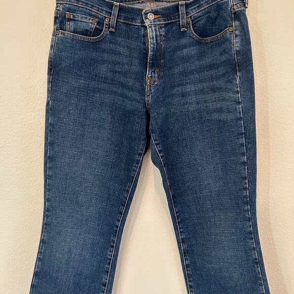 Levi's 515 Jeans Boot Cut Denim Soft Feathering MediumWash - Picture 1 of 8